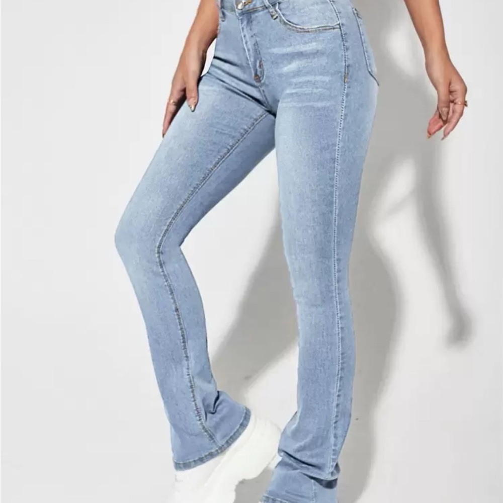 Classic Light Blue Women's Jeans